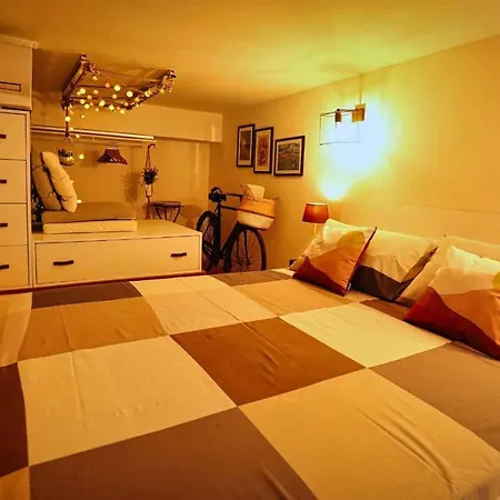 Apartament House Bolonia